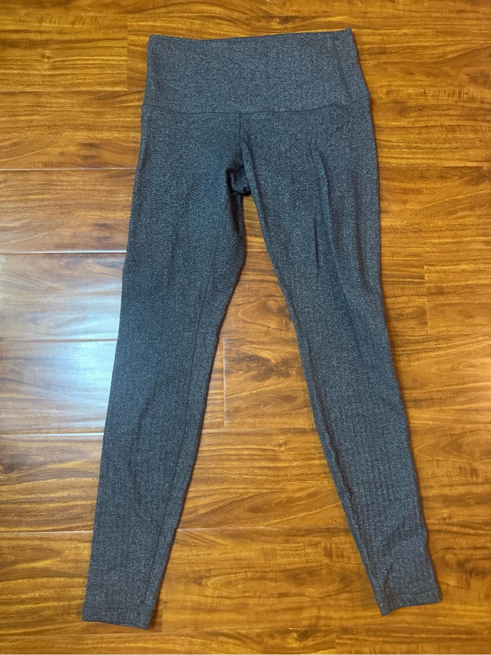 Lululemon High-Waist Winter / Thick Stretch Leggings - Gray